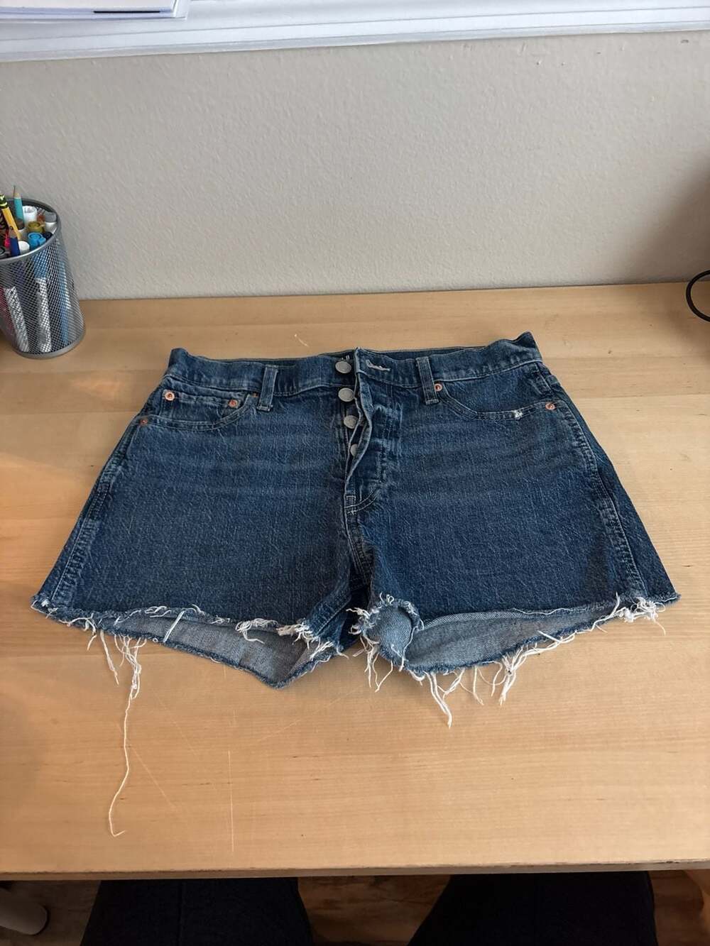 GAP High Rise Cheeky Denim Shorts Dark Wash Raw Hem Size 6/28